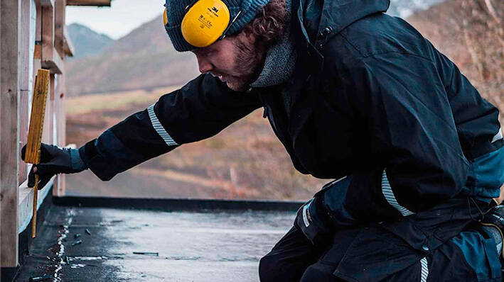 Lyngsoe: comfortable rainwear that protects in the wettest and most challenging conditions