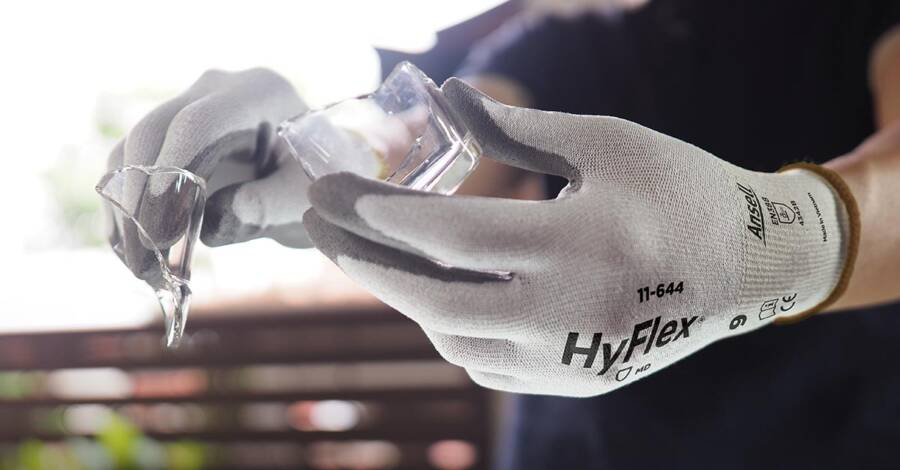HyFlex 11-644 cut resistant gloves