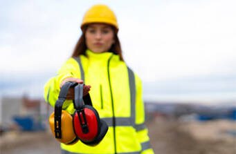 Gehoorschade ontstaat sneller dan je denkt: &ldquo;Na drie seconden kan het al mis zijn&rdquo;