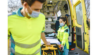 Koninklijk besluit ambulancierskleding: is uw kleding al conform? 