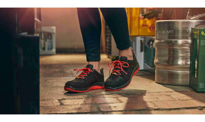 Stevig in je schoenen: zo kies je de meest geschikte werkschoen