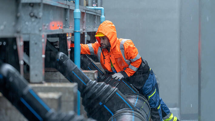 Van EN 343 naar EN ISO 24232:2025 &ndash; wat verandert er voor jouw regenkleding?